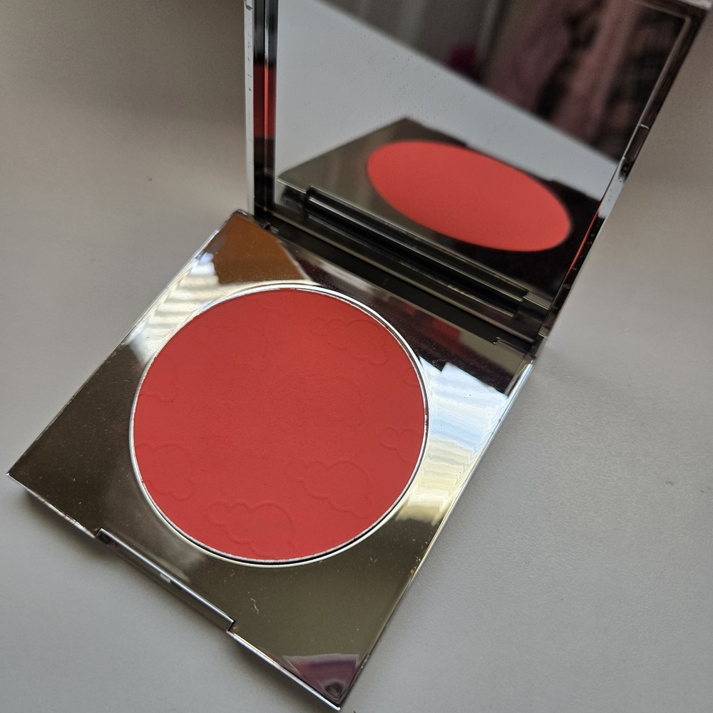 Give Me Glow Dream Blush Palette